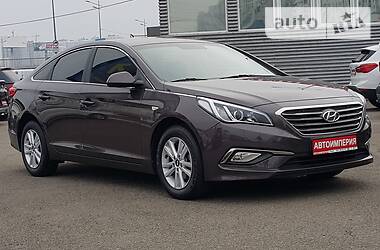Седан Hyundai Sonata 2015 в 