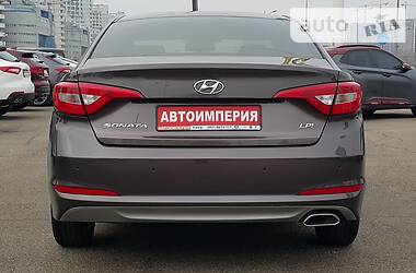Седан Hyundai Sonata 2015 в 