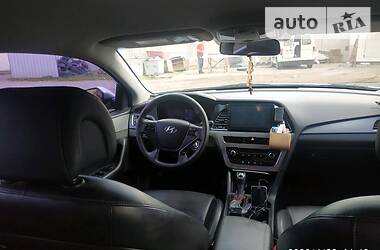 Седан Hyundai Sonata 2014 в Калиновке