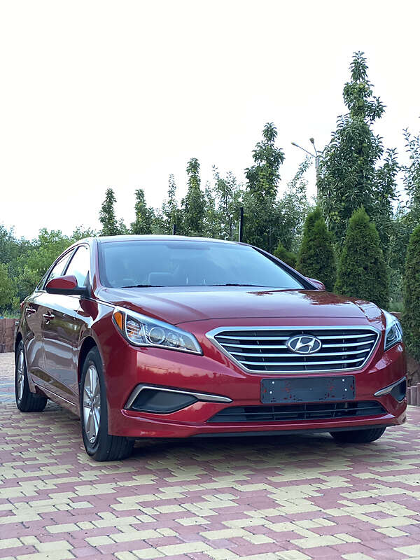 Седан Hyundai Sonata 2016 в Первомайске