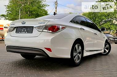 Седан Hyundai Sonata 2011 в 