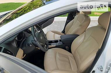 Седан Hyundai Sonata 2011 в 