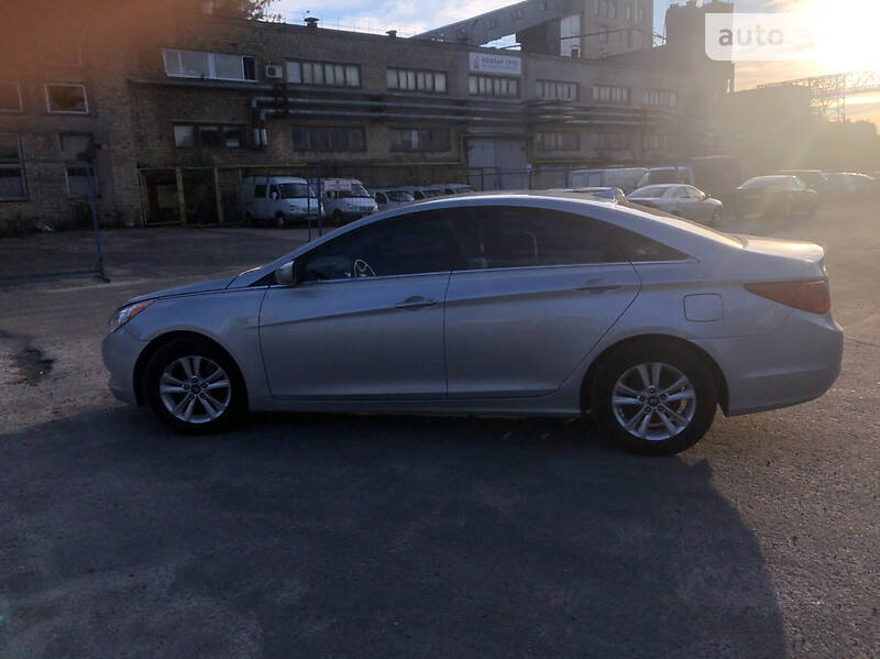 Седан Hyundai Sonata 2010 в Києві