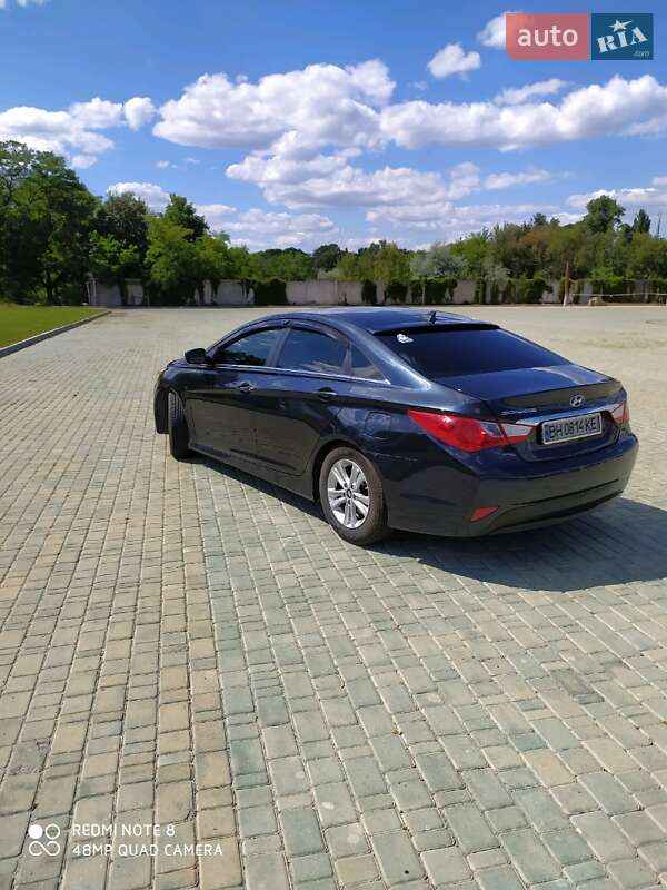 Седан Hyundai Sonata 2014 в Білгороді-Дністровському