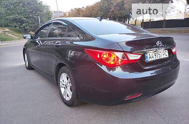 Седан Hyundai Sonata 2013 в Киеве