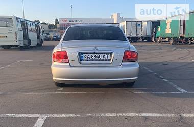 Седан Hyundai Sonata 2003 в Киеве