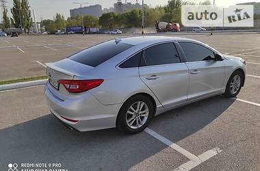 Седан Hyundai Sonata 2017 в Киеве