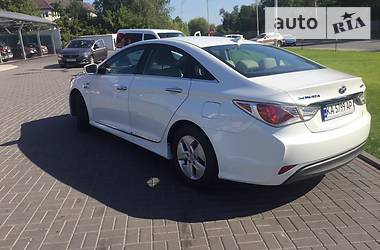 Седан Hyundai Sonata 2012 в Киеве