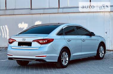 Седан Hyundai Sonata 2015 в Одессе