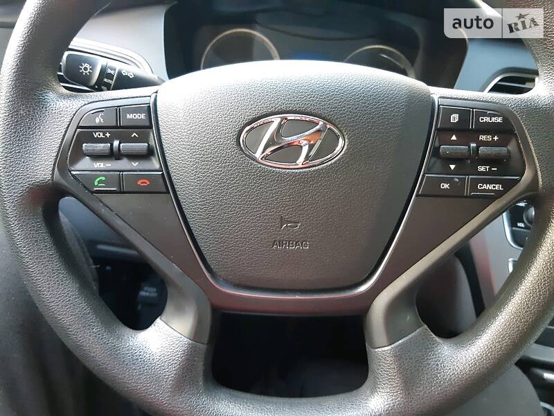 Седан Hyundai Sonata 2016 в Николаеве