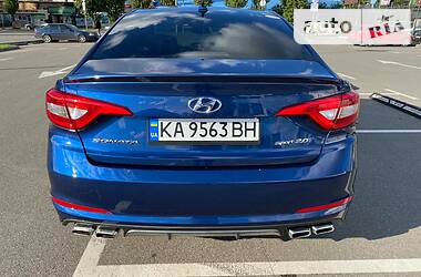 Седан Hyundai Sonata 2016 в Киеве