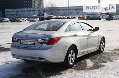 Седан Hyundai Sonata 2014 в Києві