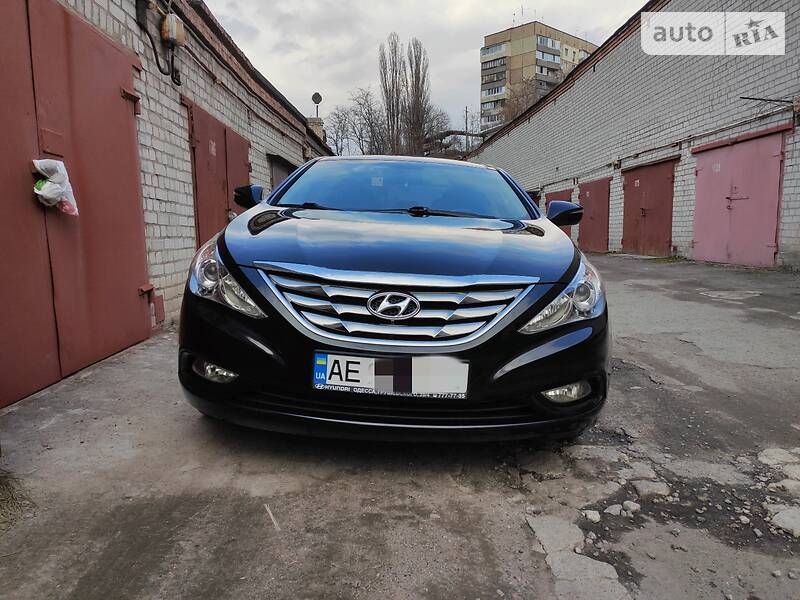 Седан Hyundai Sonata 2011 в Дніпрі