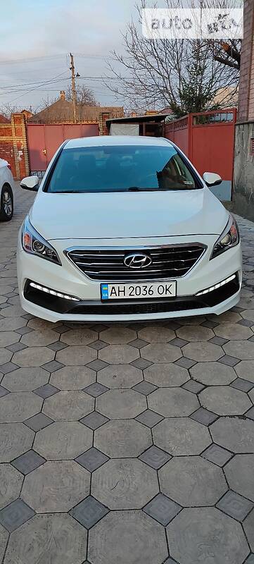 Седан Hyundai Sonata 2016 в Мариуполе