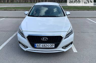 Седан Hyundai Sonata 2016 в Киеве