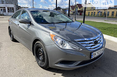 Седан Hyundai Sonata 2012 в Дубно