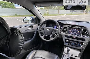 Седан Hyundai Sonata 2016 в Енергодарі