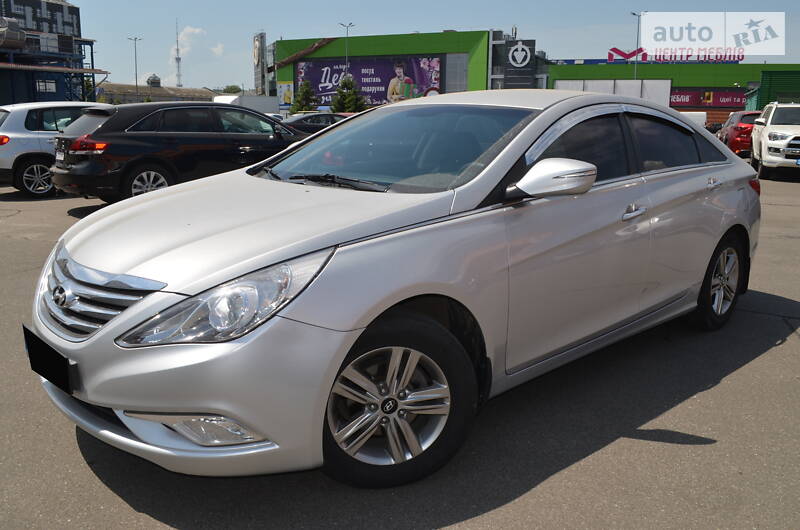 Седан Hyundai Sonata 2013 в Киеве