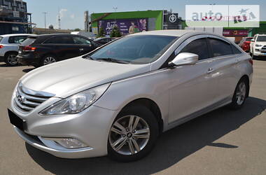 Седан Hyundai Sonata 2013 в Киеве