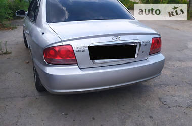 Седан Hyundai Sonata 2004 в Запоріжжі