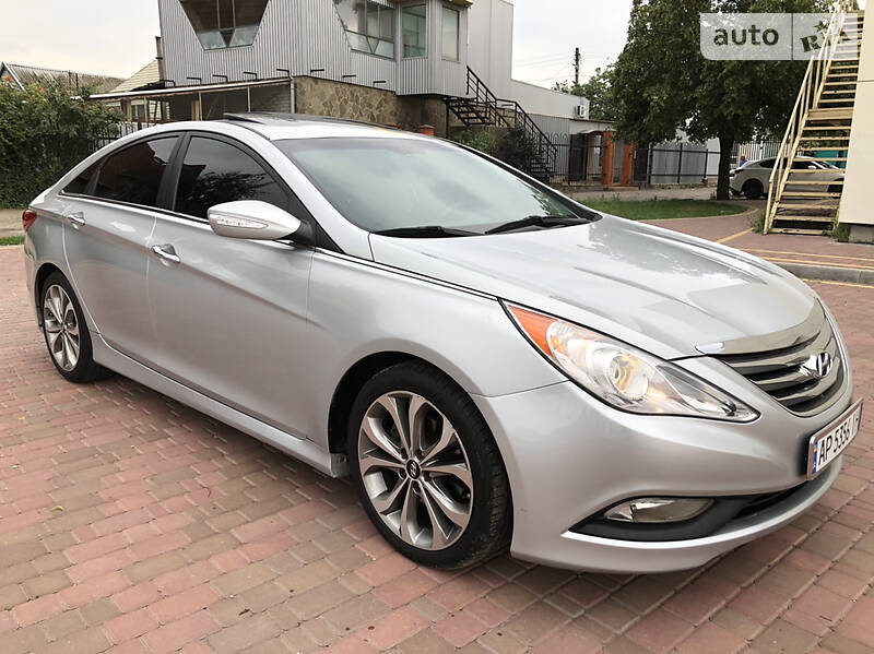 Седан Hyundai Sonata 2013 в Мелитополе