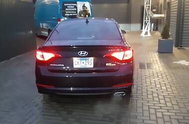 Седан Hyundai Sonata 2015 в Сарнах