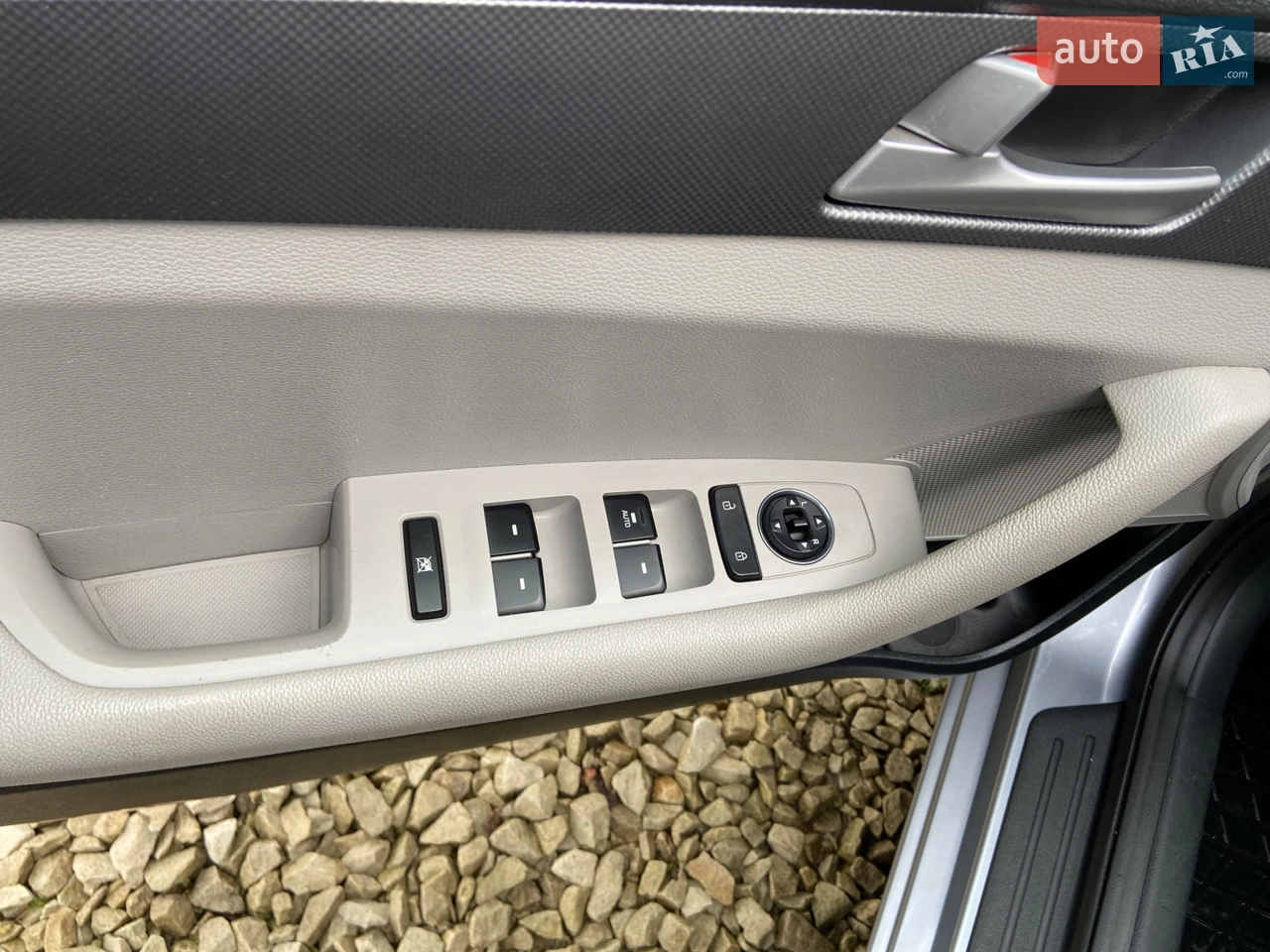 2016 Hyundai Sonata - мініатюра 15