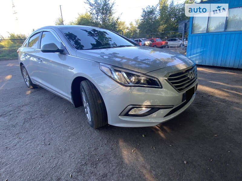 Седан Hyundai Sonata 2015 в Киеве