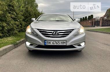 Седан Hyundai Sonata 2013 в Ровно