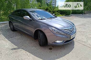 Седан Hyundai Sonata 2011 в Южноукраинске