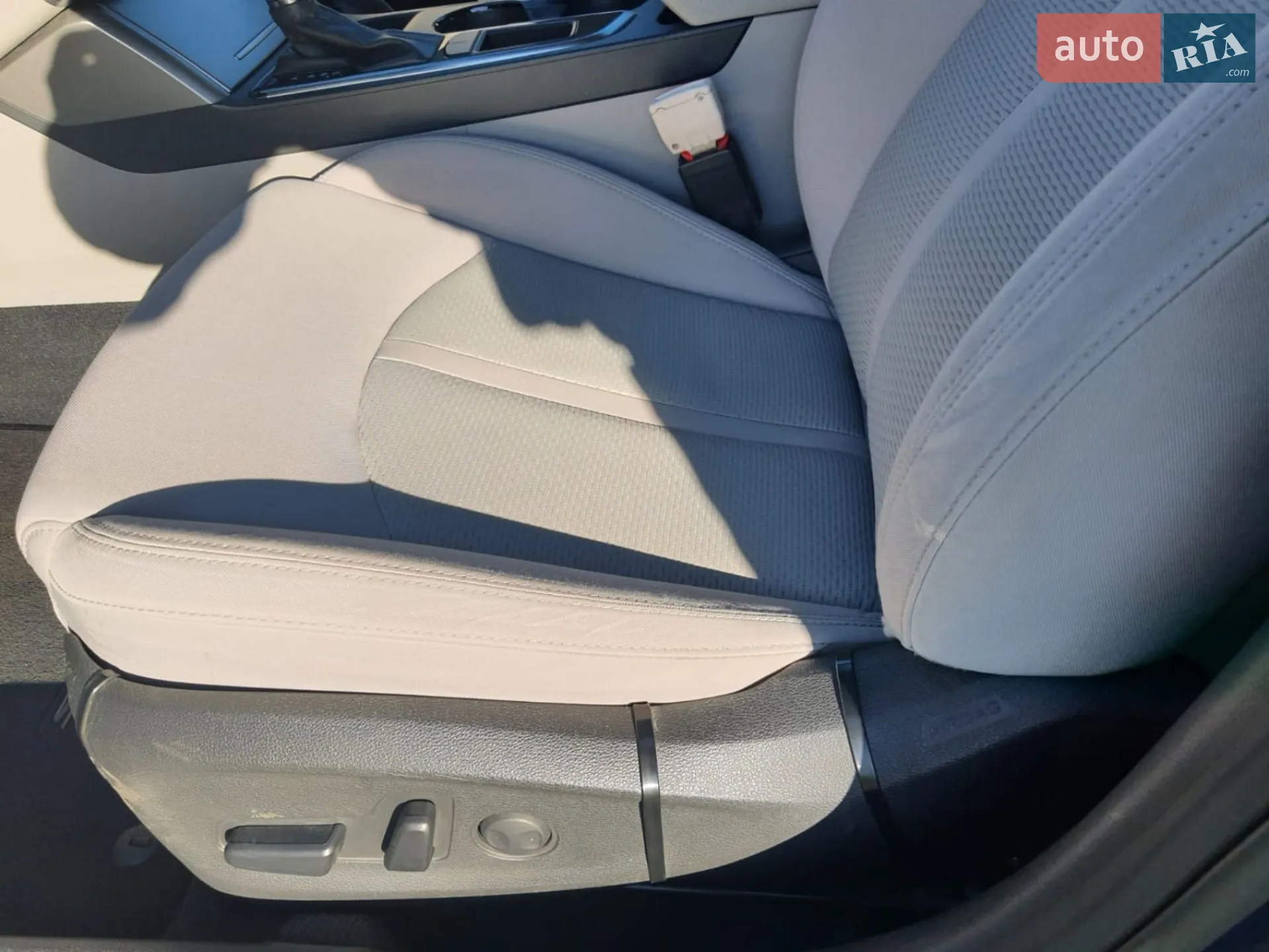 2014 Hyundai Sonata - мініатюра 22