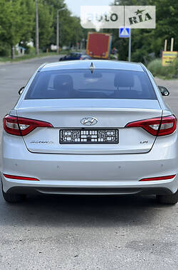 Седан Hyundai Sonata 2015 в Киеве