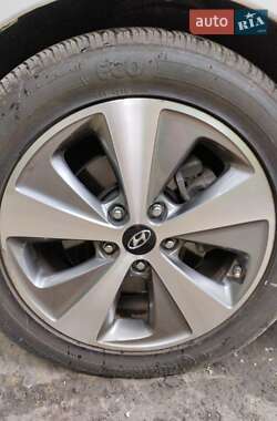 Седан Hyundai Sonata 2011 в Одессе