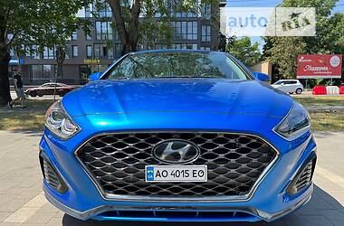 Седан Hyundai Sonata 2018 в Ужгороде