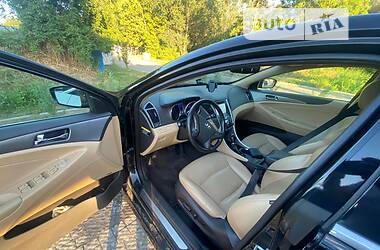 Седан Hyundai Sonata 2013 в Новых Санжарах
