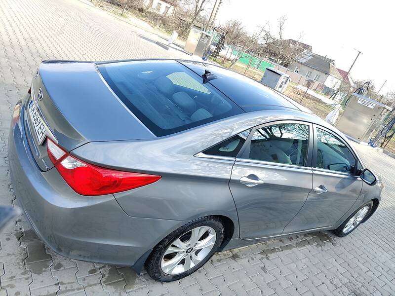 Седан Hyundai Sonata 2012 в Яготині