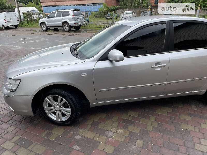 Седан Hyundai Sonata 2009 в 