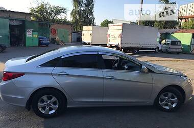 Седан Hyundai Sonata 2015 в Києві