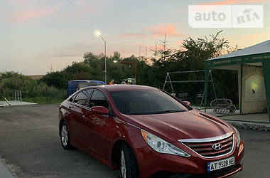 Седан Hyundai Sonata 2014 в Івано-Франківську