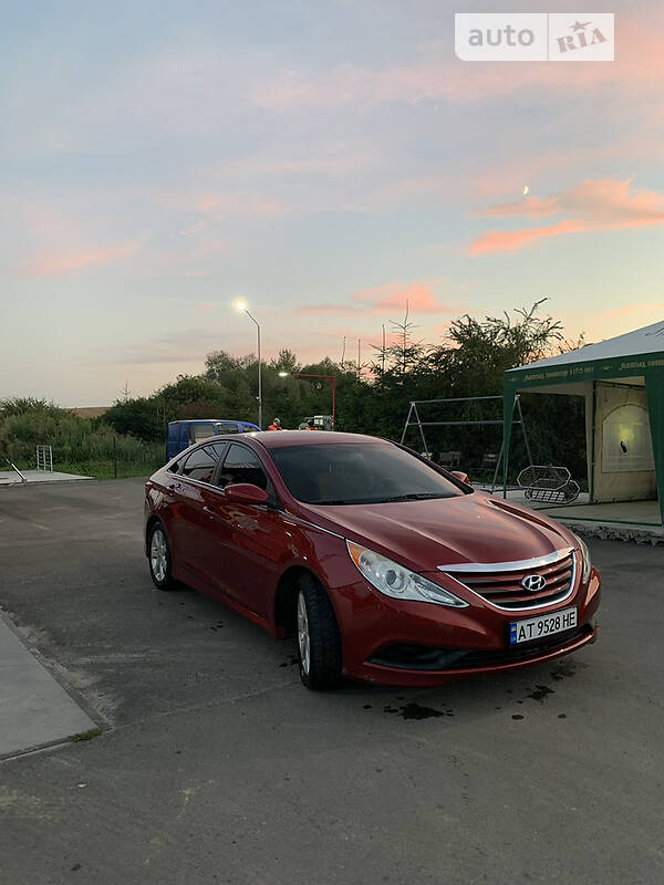 Седан Hyundai Sonata 2014 в Івано-Франківську