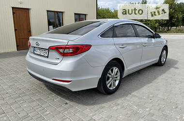 Седан Hyundai Sonata 2015 в Бердичеве