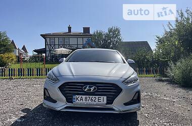 Седан Hyundai Sonata 2017 в Киеве