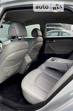 Седан Hyundai Sonata 2015 в 