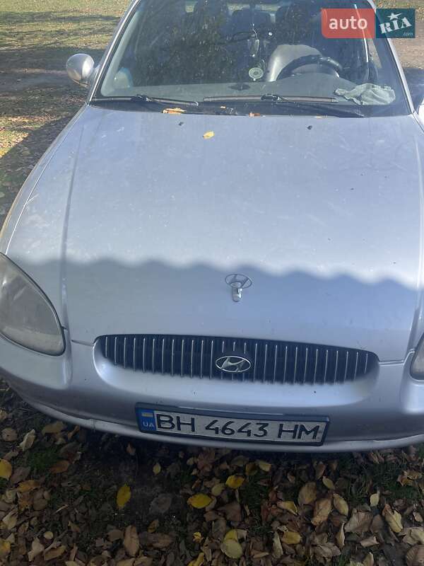 Hyundai Sonata 2000