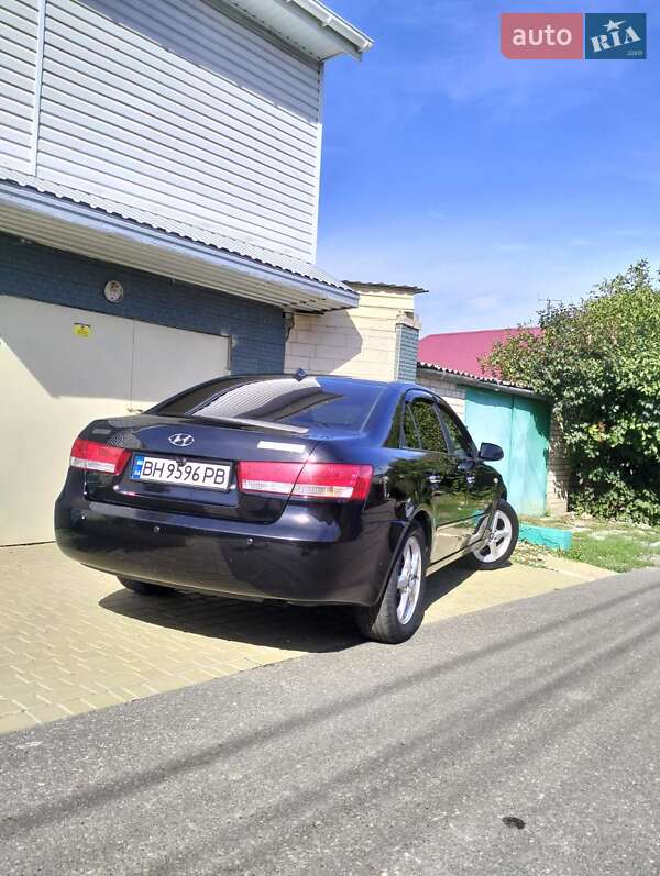 Седан Hyundai Sonata 2005 в Одессе