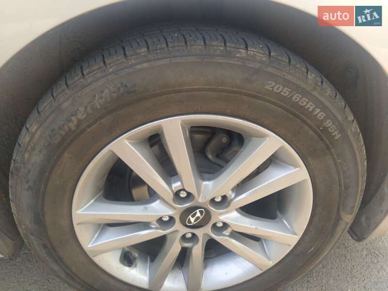 Седан Hyundai Sonata 2015 в Болграде фото 10 Седан Hyundai Sonata 2015 в Болграде