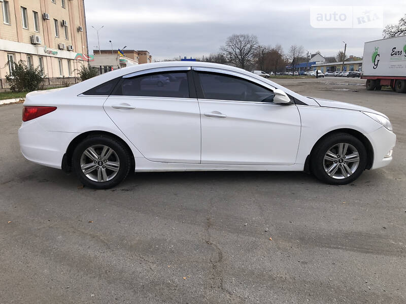 Седан Hyundai Sonata 2012 в Полтаве