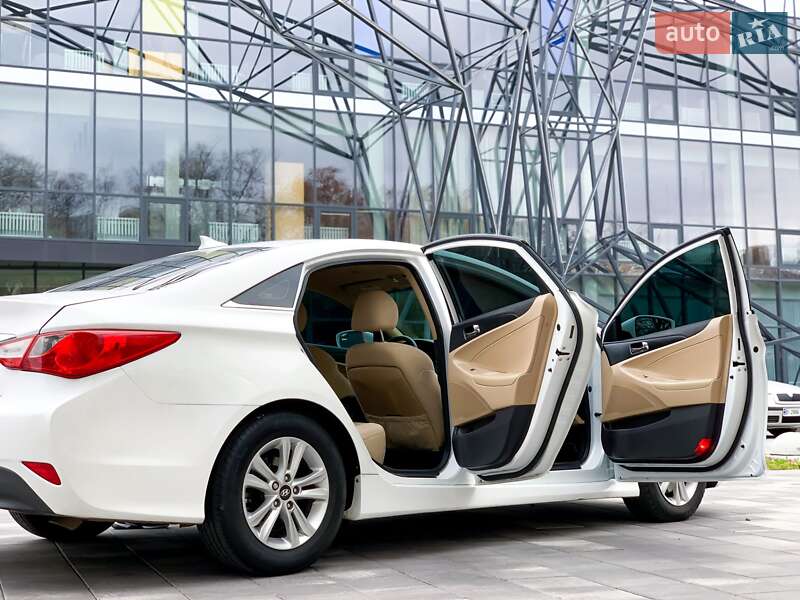 Седан Hyundai Sonata 2014 в Полтаві