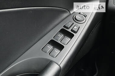 Седан Hyundai Sonata 2012 в 