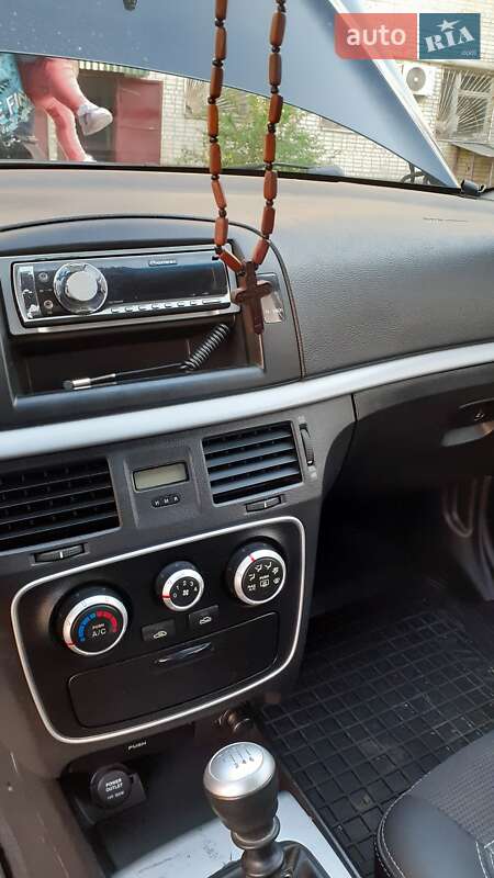 Седан Hyundai Sonata 2007 в Коростене